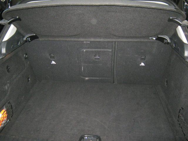 MERCEDES-BENZ GLA 200 d Automatic Sport