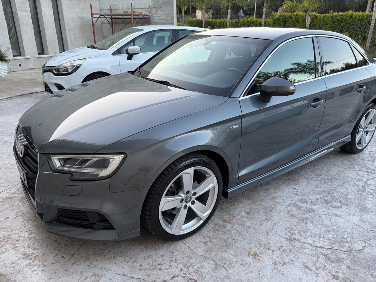 Audi A3 Sedan 30 TDI Admired