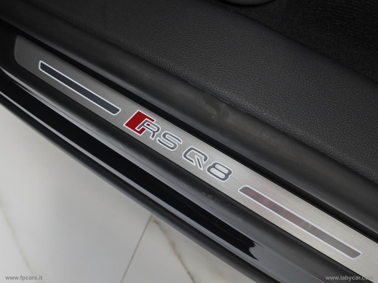 AUDI RS Q8 TFSI V8 quattro tiptr. Performance