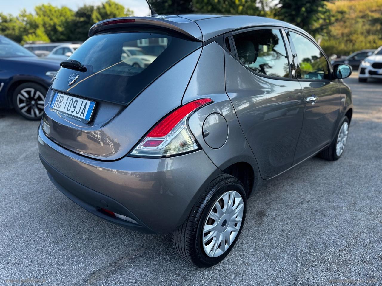 LANCIA Ypsilon 0.9 T.Air 85CV 5p.Met.Ec.Elef.