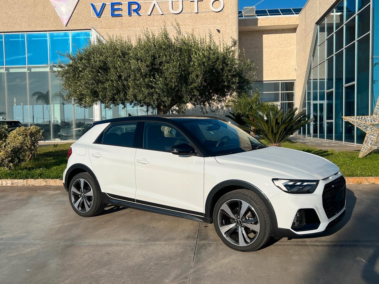 Audi A1 allstreet 30 possibilità noleggio no scoring