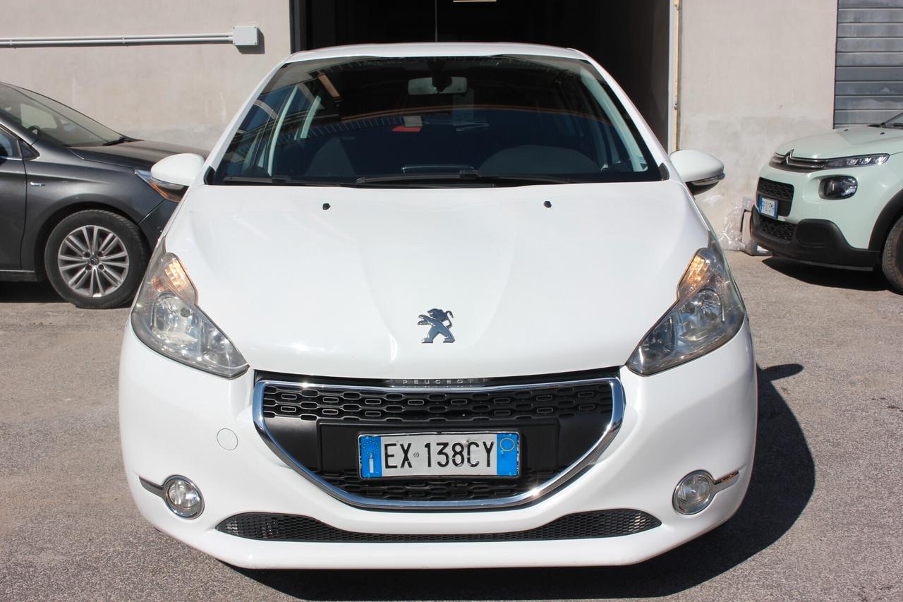 Peugeot 208 1.4 vti 95cv DISTRIBUZIONE APPENA FATTA GPL CASA OK 2034 5 PORTE GARANZIA 12 MESI