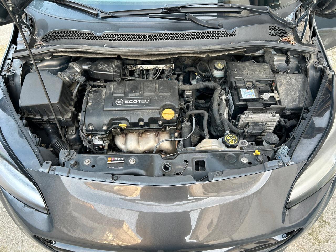 Opel Corsa 1.4 Benz/GPL 90CV - 2016 Motore ?