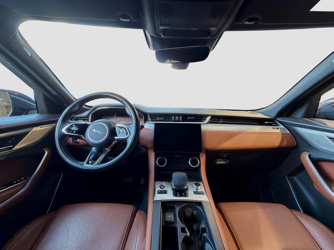 Jaguar F-Pace 2.0 D 163 CV AWD aut. R-Dynamic S (autocarro)
