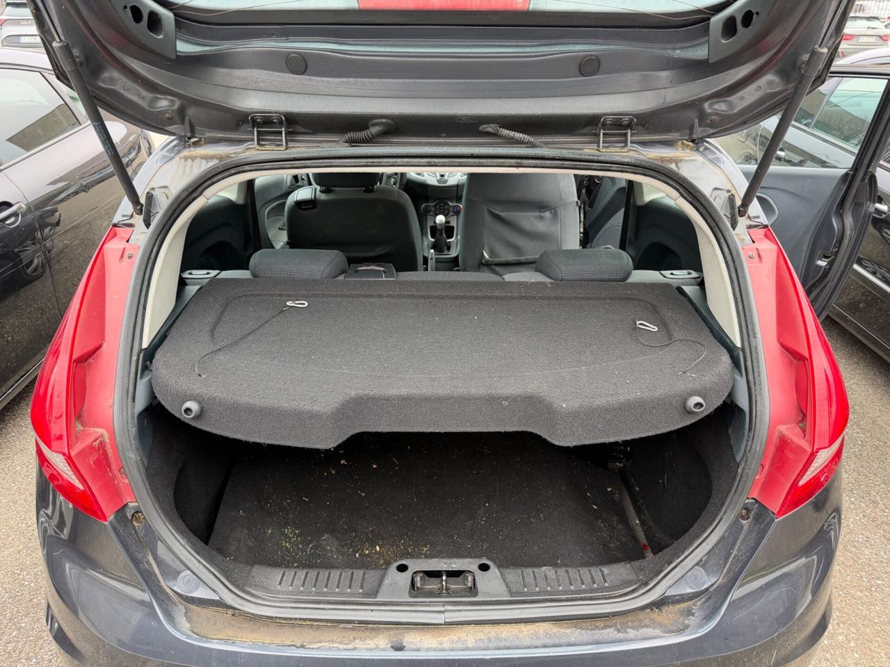 Ford Fiesta 1.2 benzina euro5a 82CV incidentato