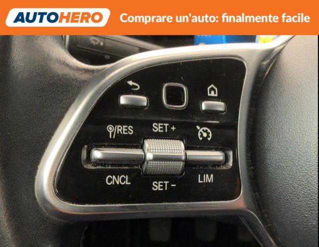 MERCEDES-BENZ A 180 d Automatic Progressive Advanced