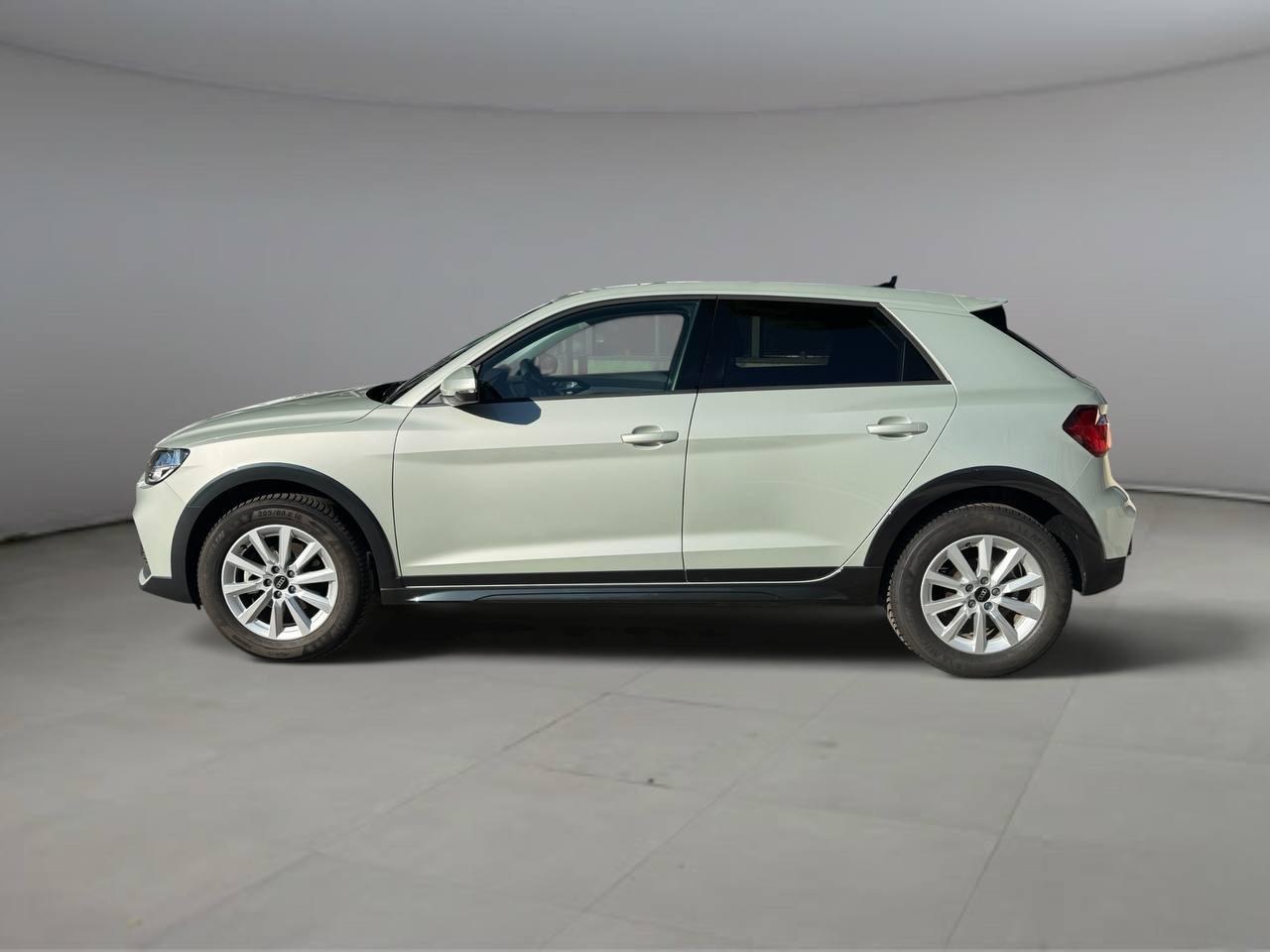 AUDI A1 II 2022 allstreet - A1 allstreet 30 1.0 tfsi Business 116cv