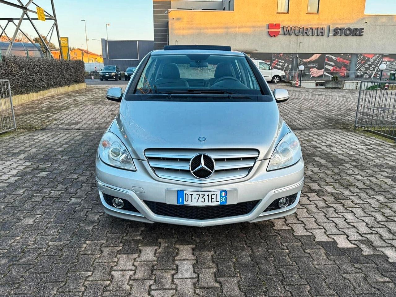 Mercedes-benz B 200 Sport AUTOMATICA SENSORI PDC CRUISE TETTO PANORAMICO APRIBILE