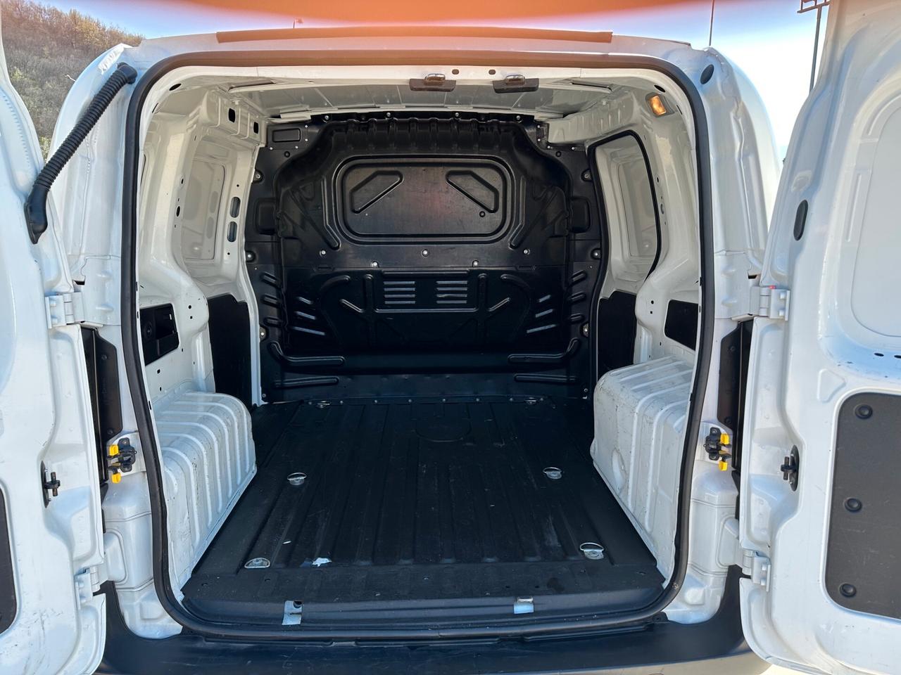 Fiat Fiorino 1.3 MJT 95CV Cargo SX