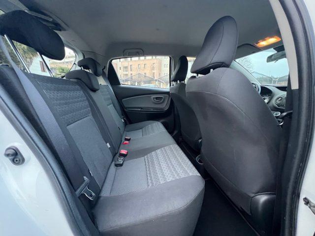 TOYOTA Yaris 1.4 D-4D 5 porte Lounge KM. TAGLIANDATI