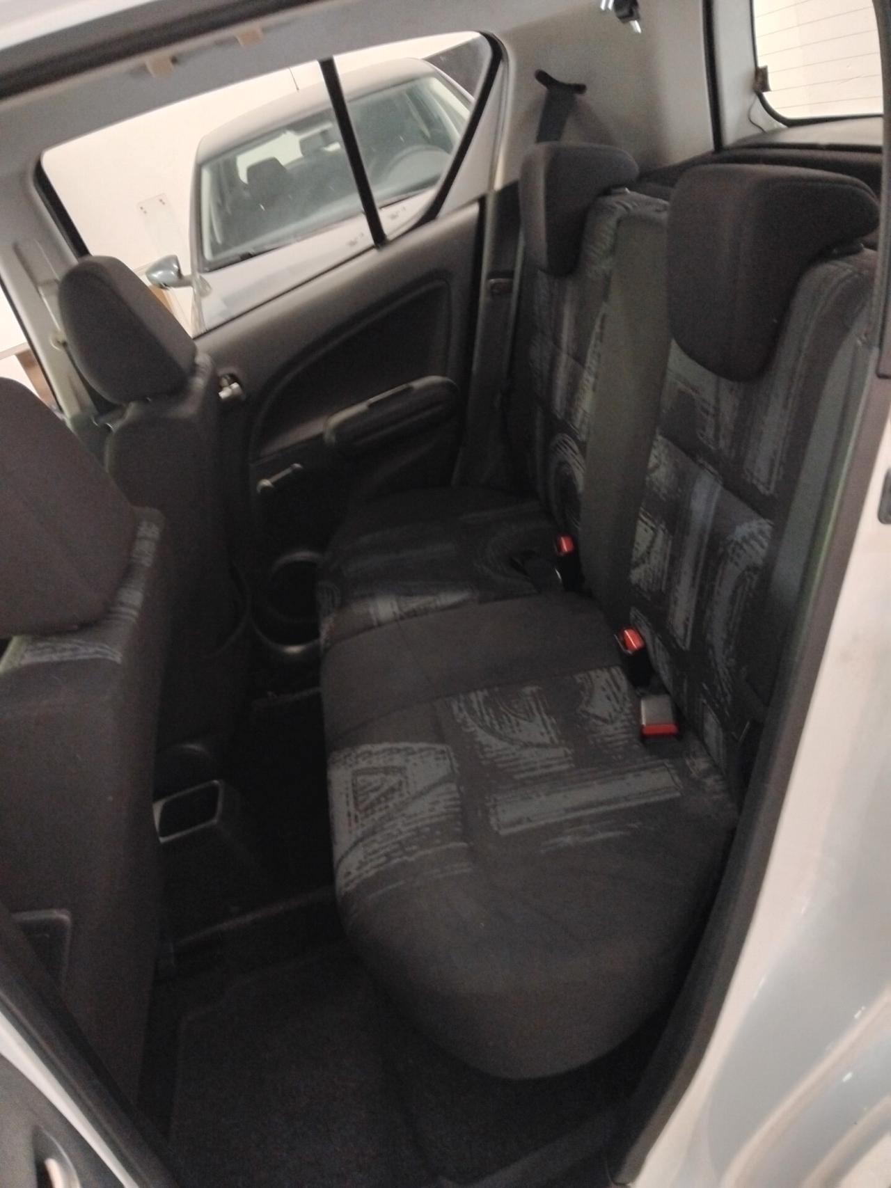 Opel Agila 1.0 12V 68 CV Elective