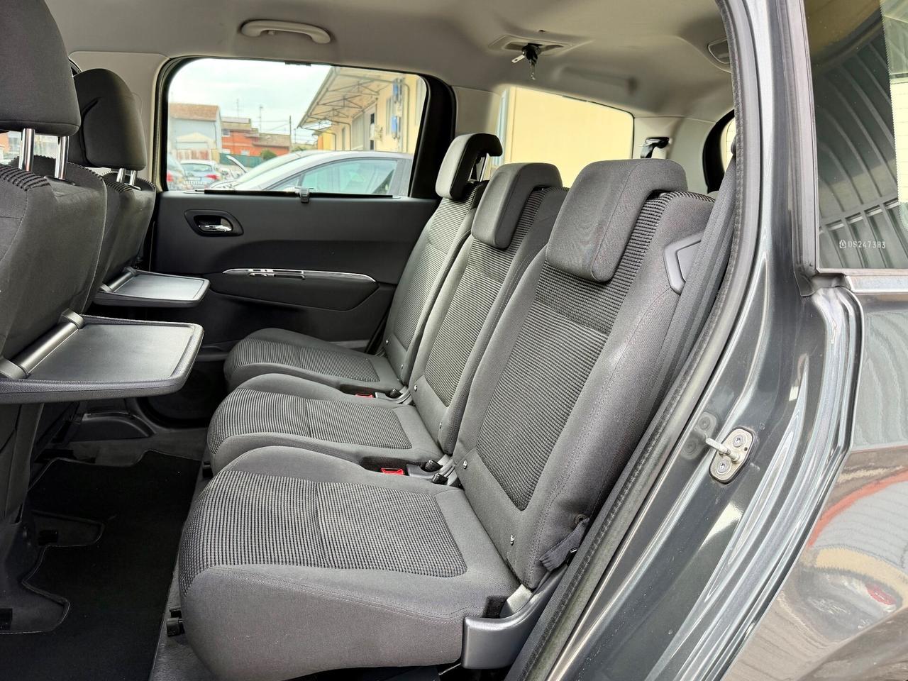 Peugeot 5008 1.6 HDi 115CV 7 Posti 2015