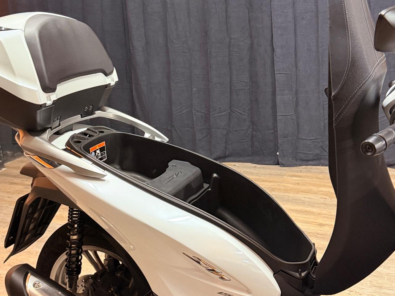 SPETTACOLARE HONDA SH 150 ABS UNICO PROPRIETARIO CON SOLI 6.415 KM