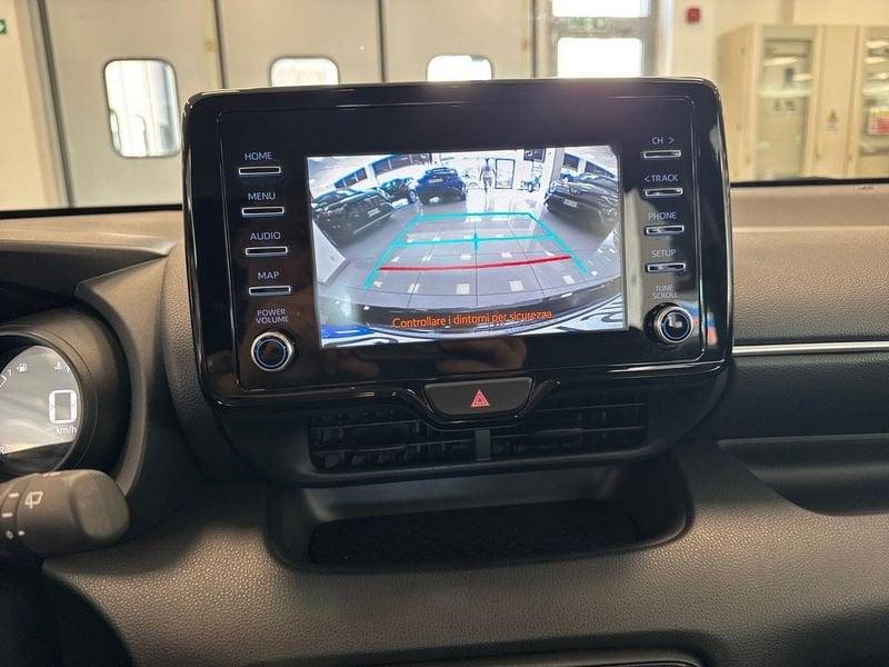 Toyota Yaris Hybrid Trend MY22