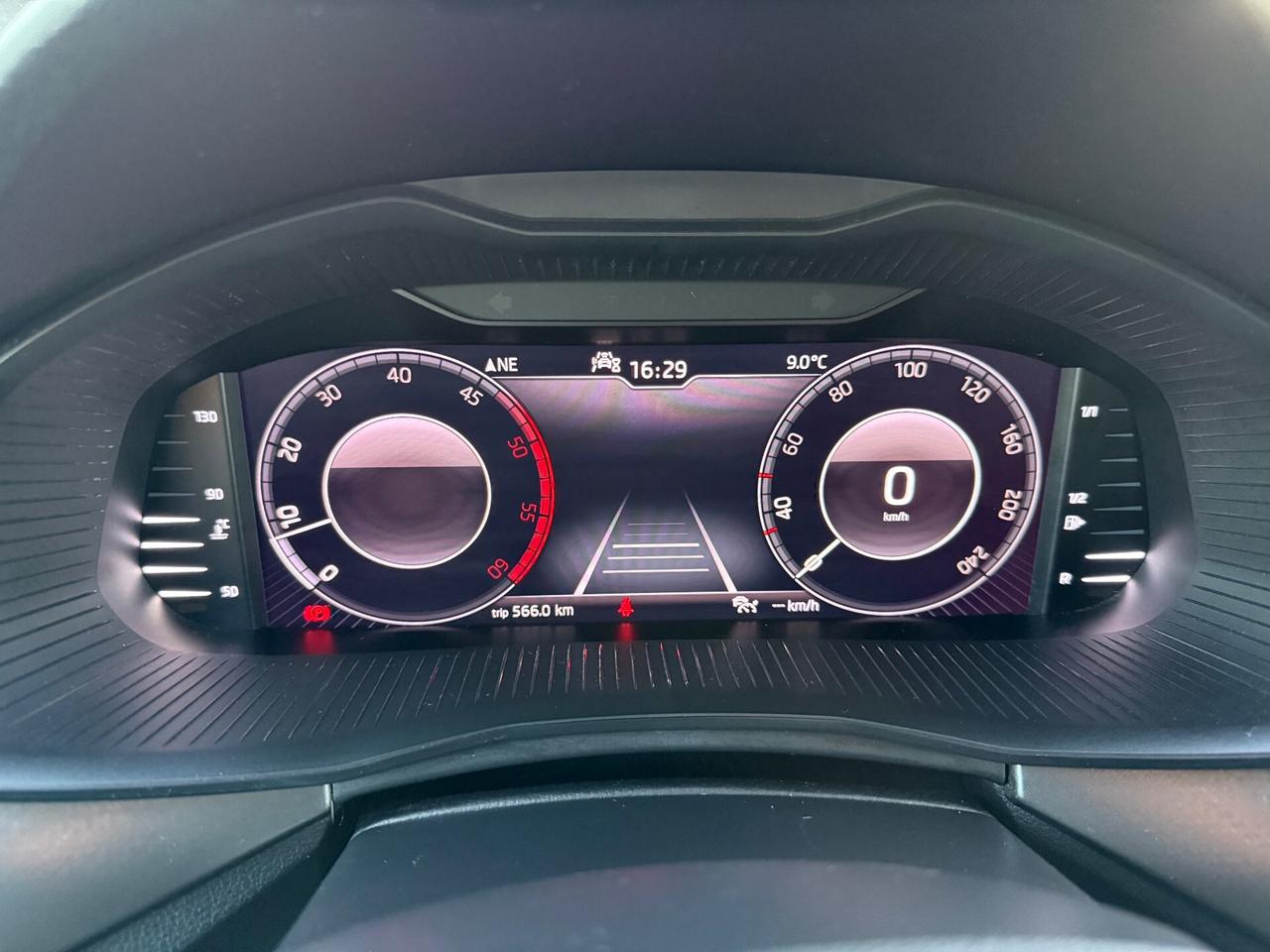 Skoda Kamiq 1.6 TDI SCR Dark Shade