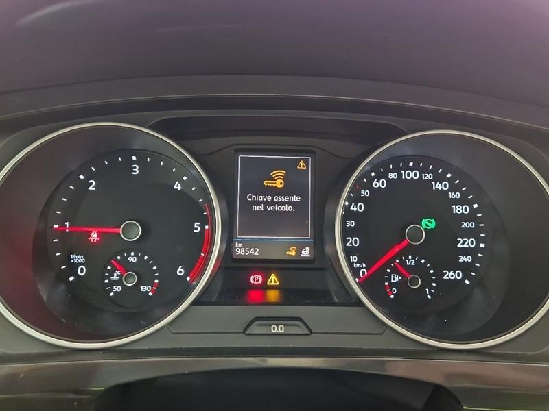 VOLKSWAGEN TIGUAN 2.0 TDI SCR 110KW LIFE DSG SUV