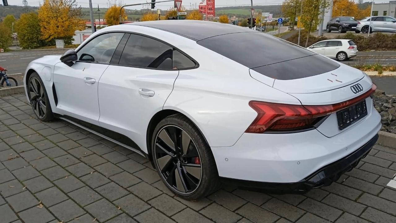 Audi E-tron GT quattro