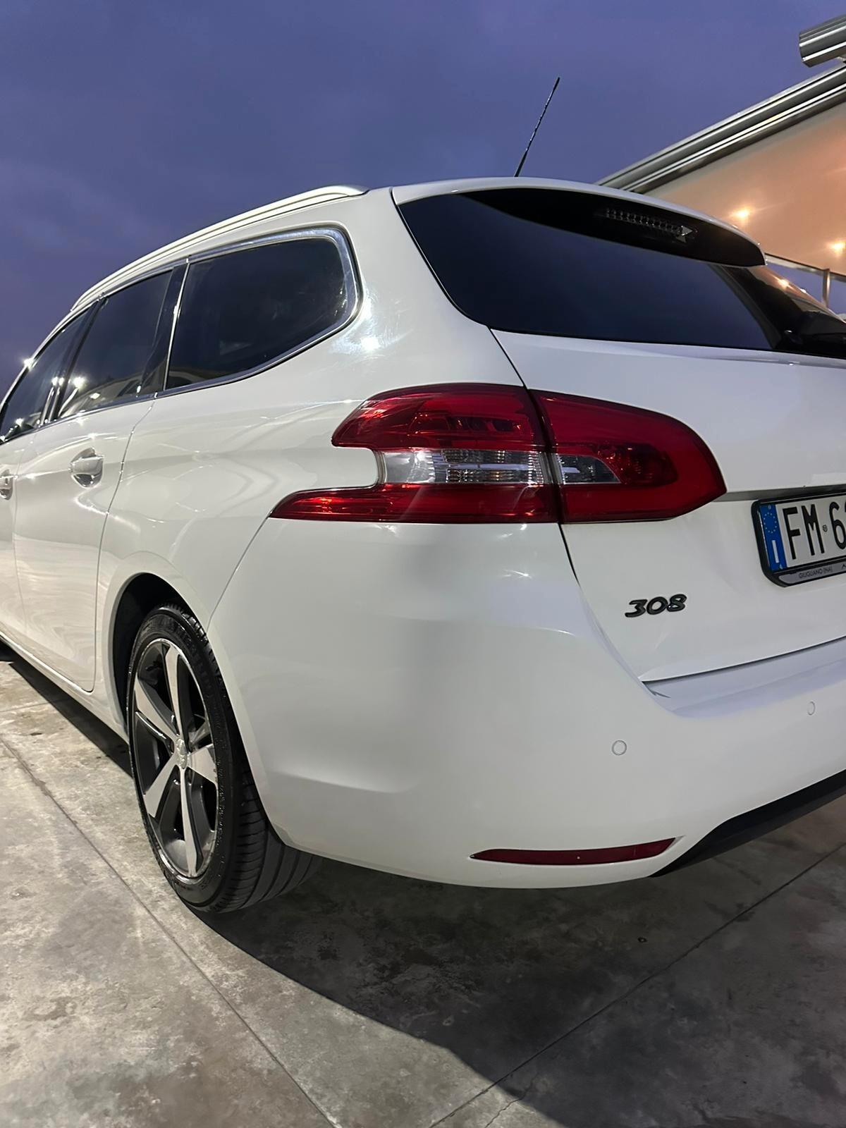 Peugeot 308 BlueHDi 120 S&S EAT6 SW GT Line