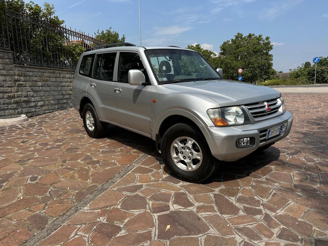 Mitsubishi Pajero 3.2 16V DI-D 5p. GLS2 C. AUTOMATICO