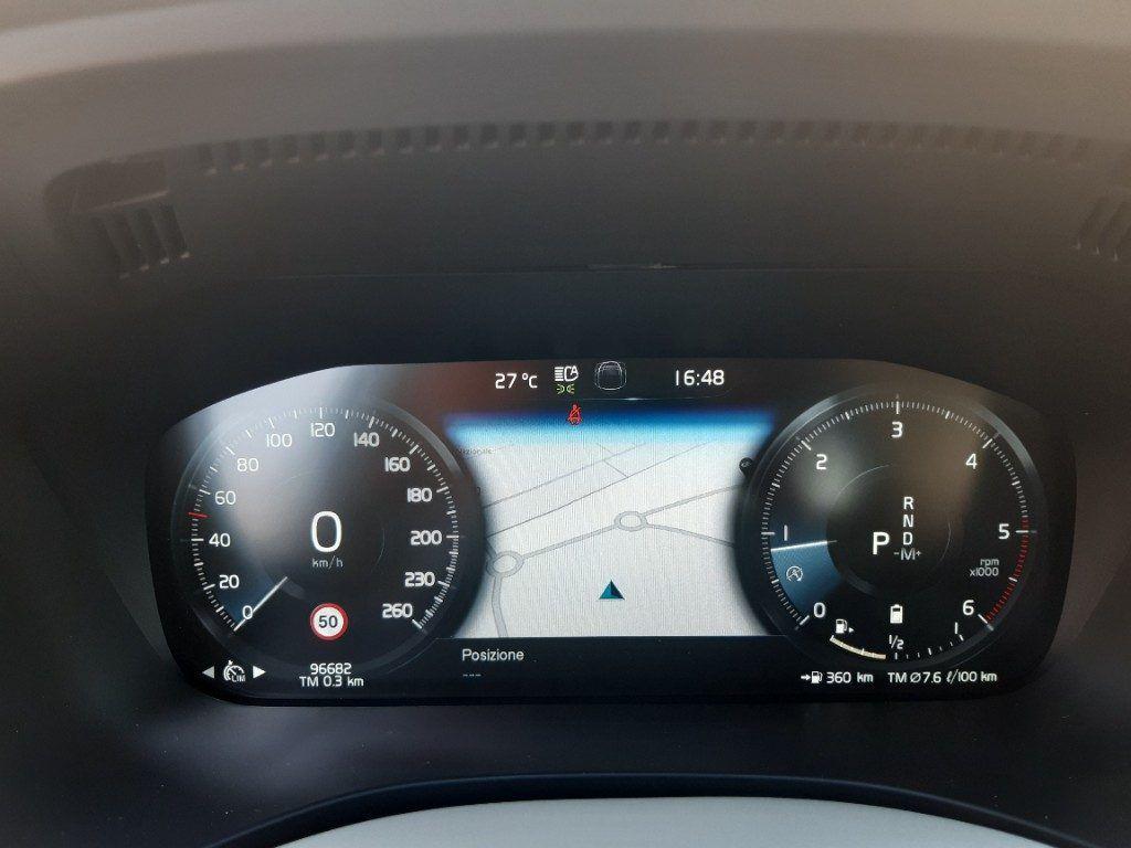 Volvo XC60 B4 (d) Geartronic Momentum