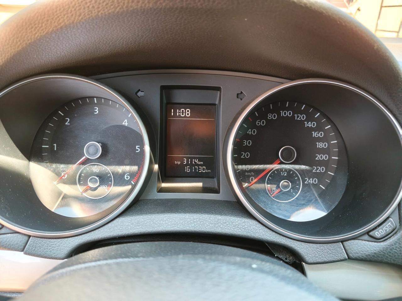 Volkswagen Golf 6 Diesel 1.6 TDI DPF Comfortline