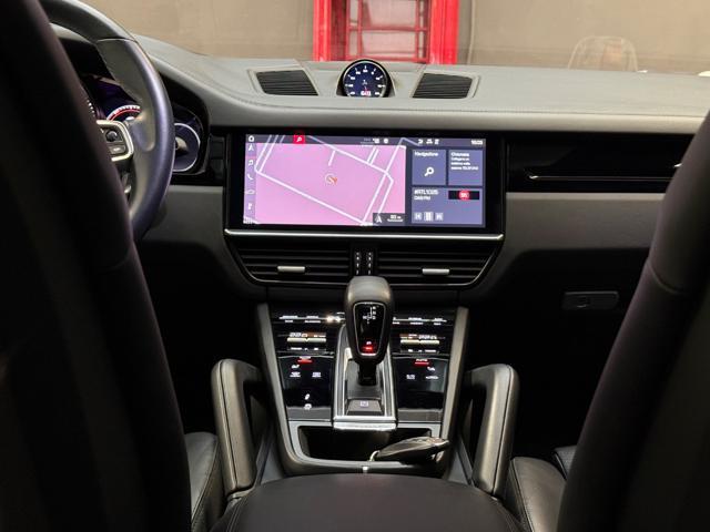 PORSCHE Cayenne Coupé 3.0 V6