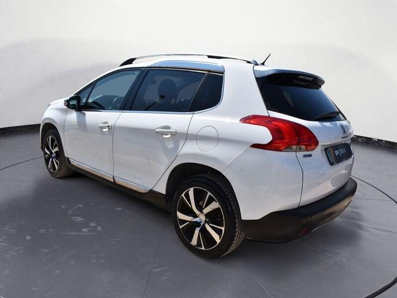 Peugeot 2008 1.6 BlueHDi 120 CV Allure