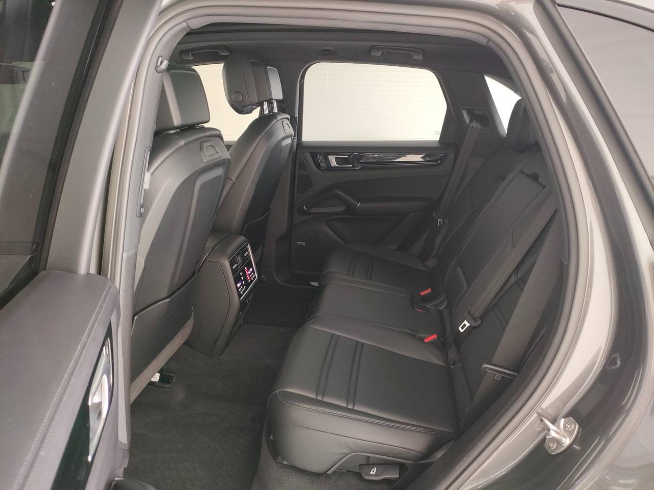 PORSCHE Cayenne III 2018 - Cayenne 3.0 tiptronic