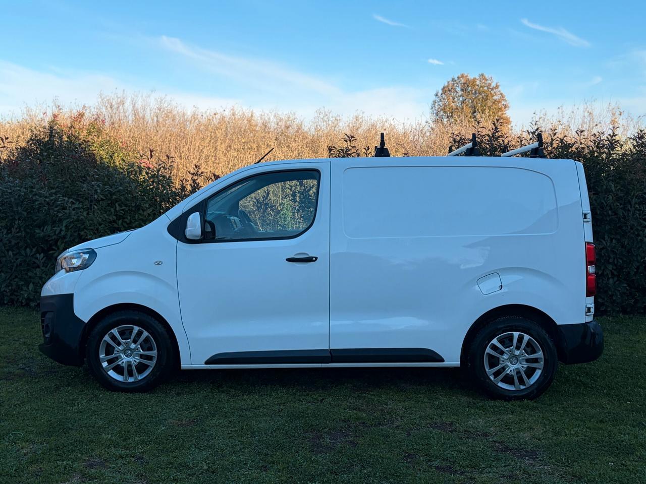 Peugeot Expert BlueHDi 115 S&S PC-TN Combi Compact IVA ESPOSTA INCLUSA