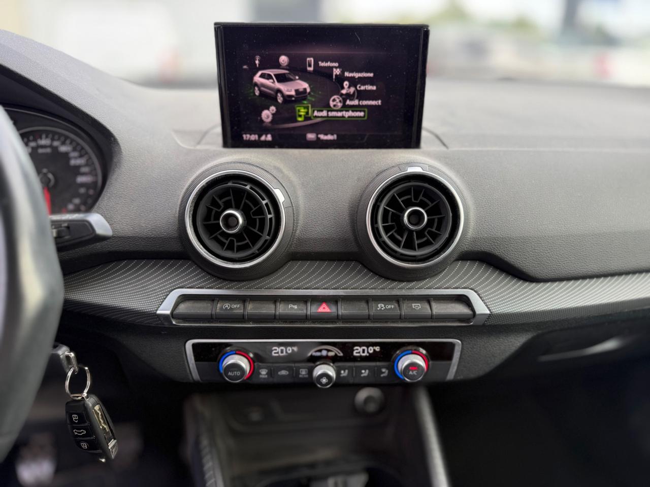 Audi Q2 30 TDI Business