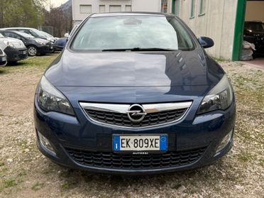 Opel Astra 1.7 CDTI 110CV 5 porte Cosmo NEOPATENTATI