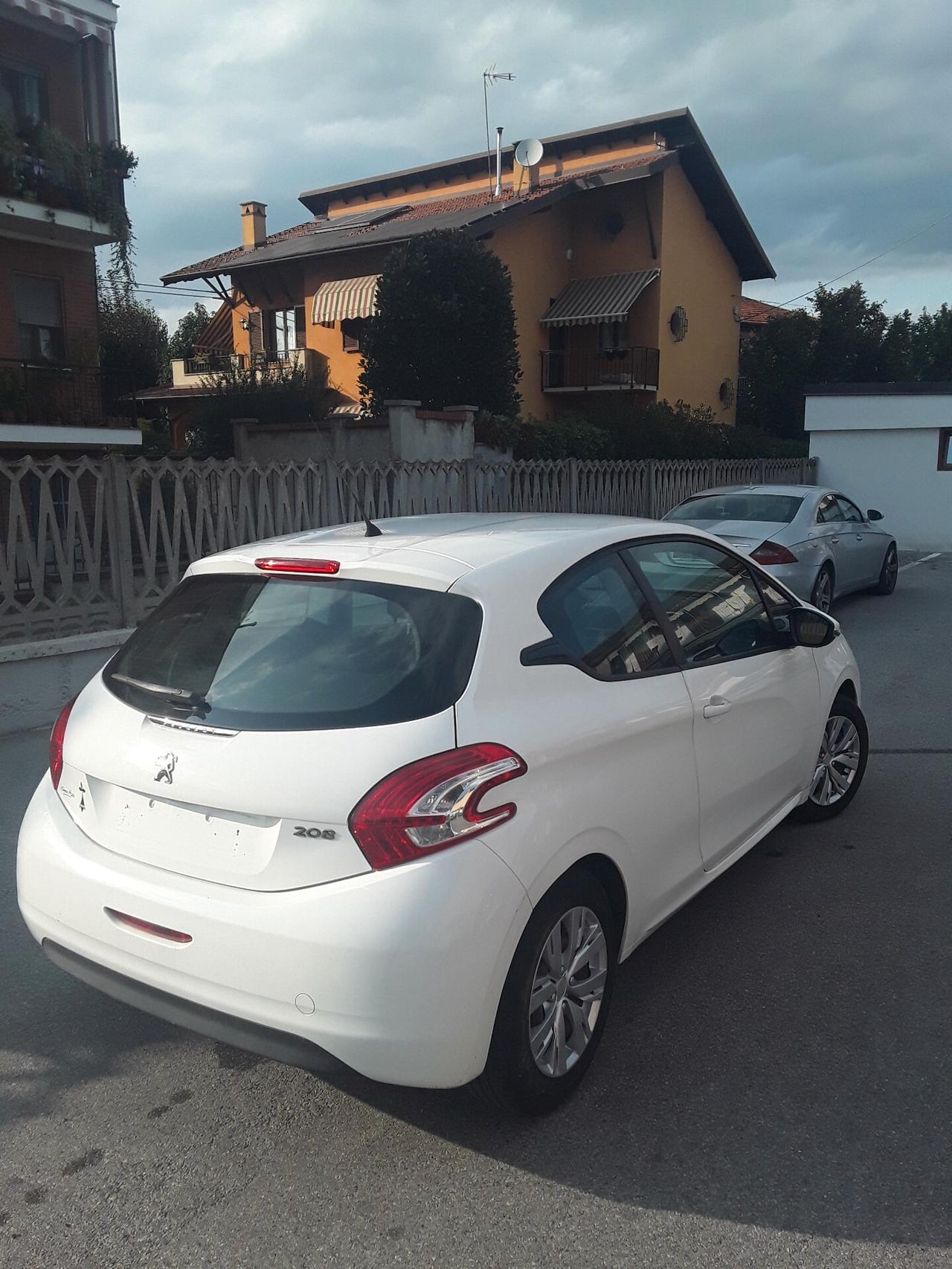 Peugeot 208 1.2 VTi 82 CV 3 porte Access