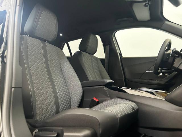 PEUGEOT 2008 Hybrid 145 e-DCS6 Allure VISION PACK DRIVE ASSIST