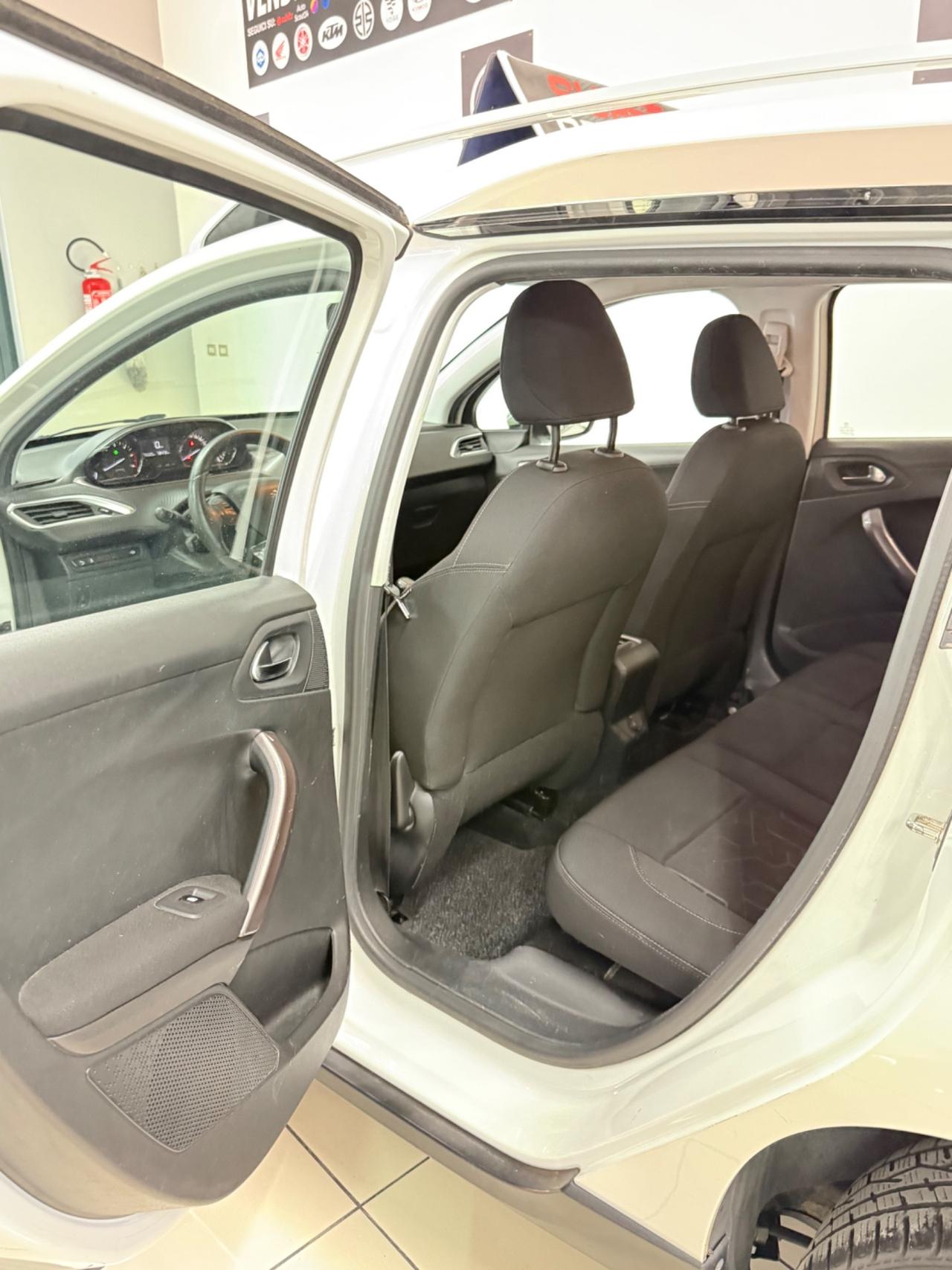 Peugeot 2008 1.4 HDi 68CV Active