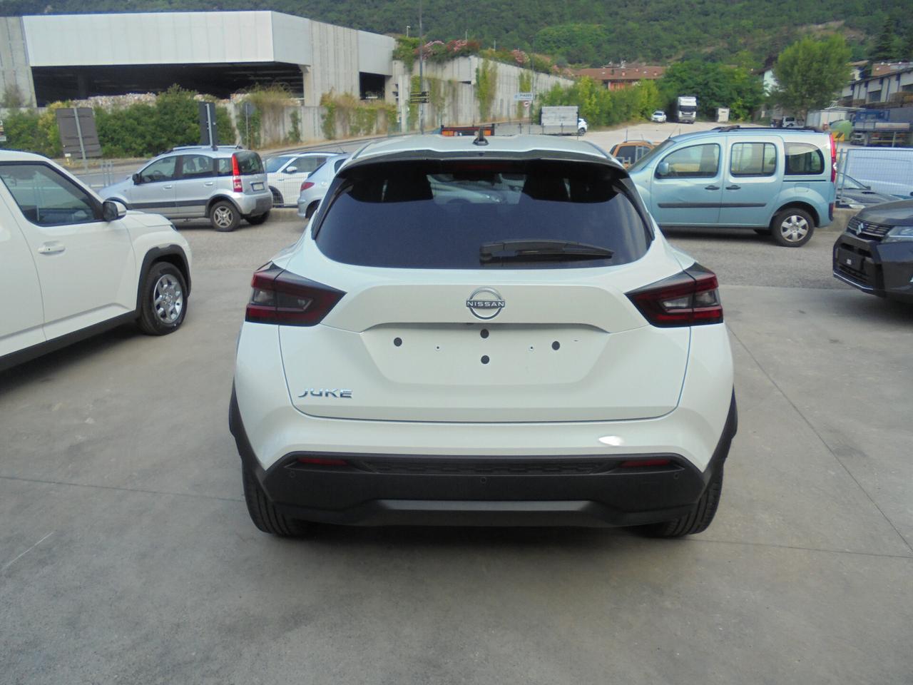 Nissan Juke 1.0 DIG-T 114 CV N-Connecta