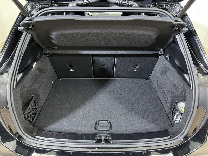 Mercedes-Benz GLA GLA 180 Premium auto