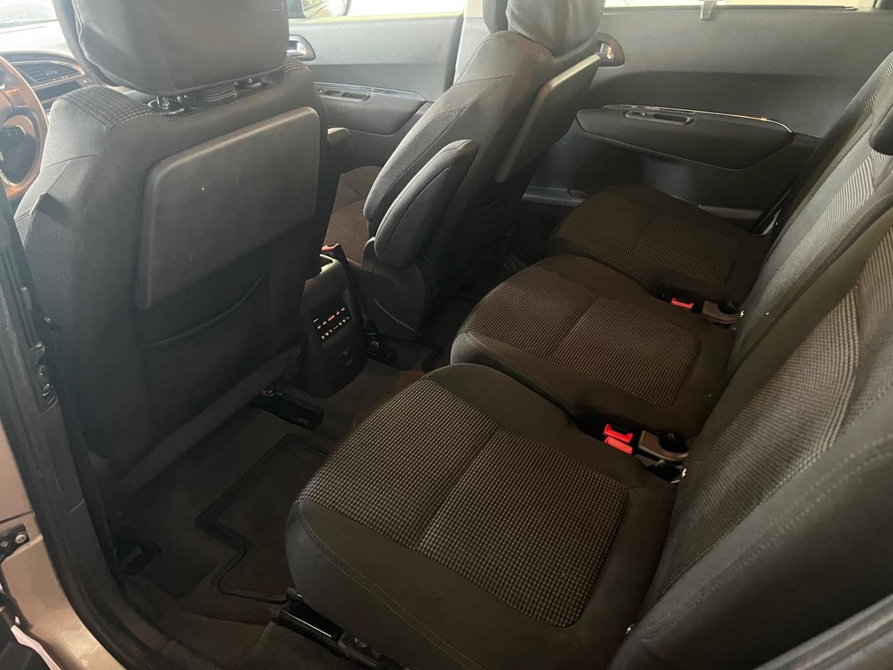 Peugeot 5008 1.6 HDi 110CV Premium