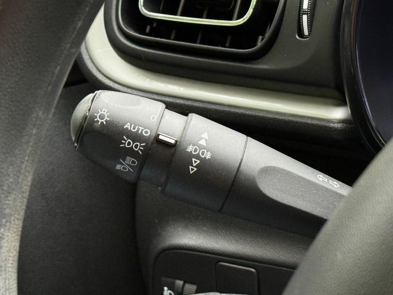 CITROËN C3 2022 PureTech 1.2 83cv Shine
