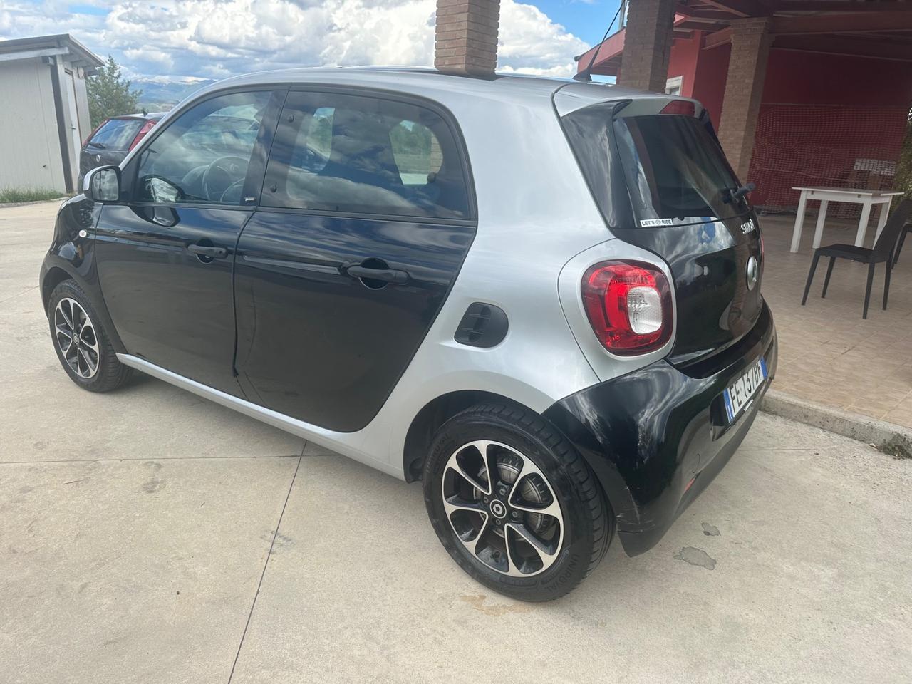Smart ForFour 70 1.0 Passion