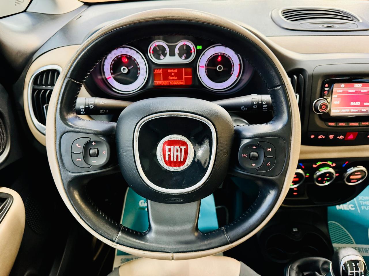 Fiat 500L 105CV 0.9 TwinAir Lounge / Pano / Touch