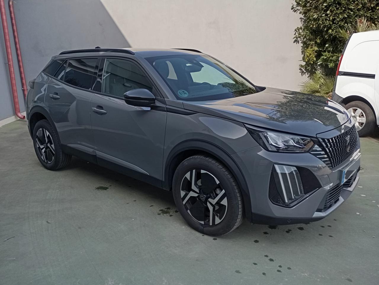 Peugeot 2008 PureTech 100 S&S Allure