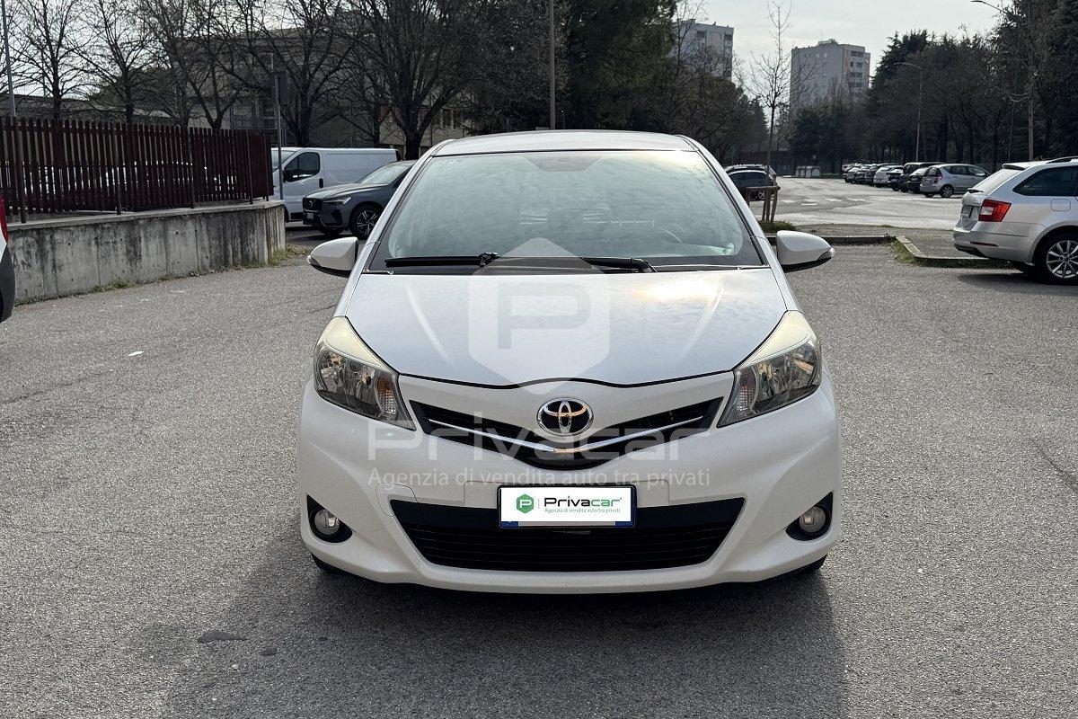 TOYOTA Yaris 1.3 5 porte Lounge