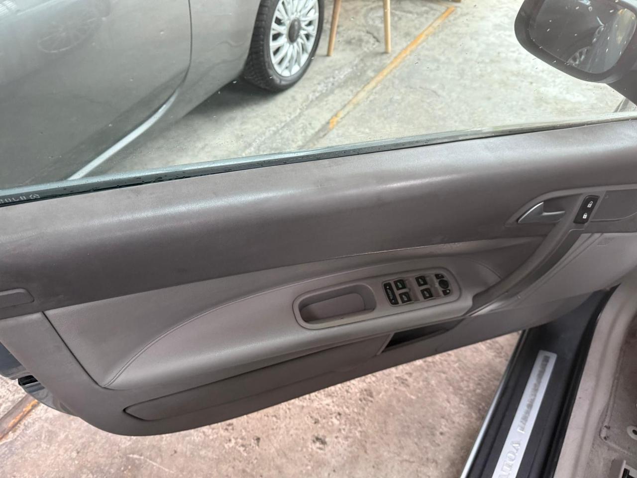 Volvo C70 2.4 D5 20V cabrio