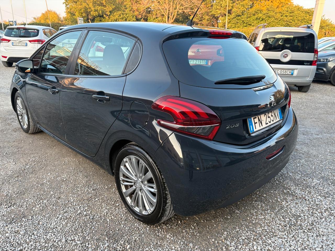Peugeot 208 1.2 Benzina 82CV 5 porte -Unico Prop.