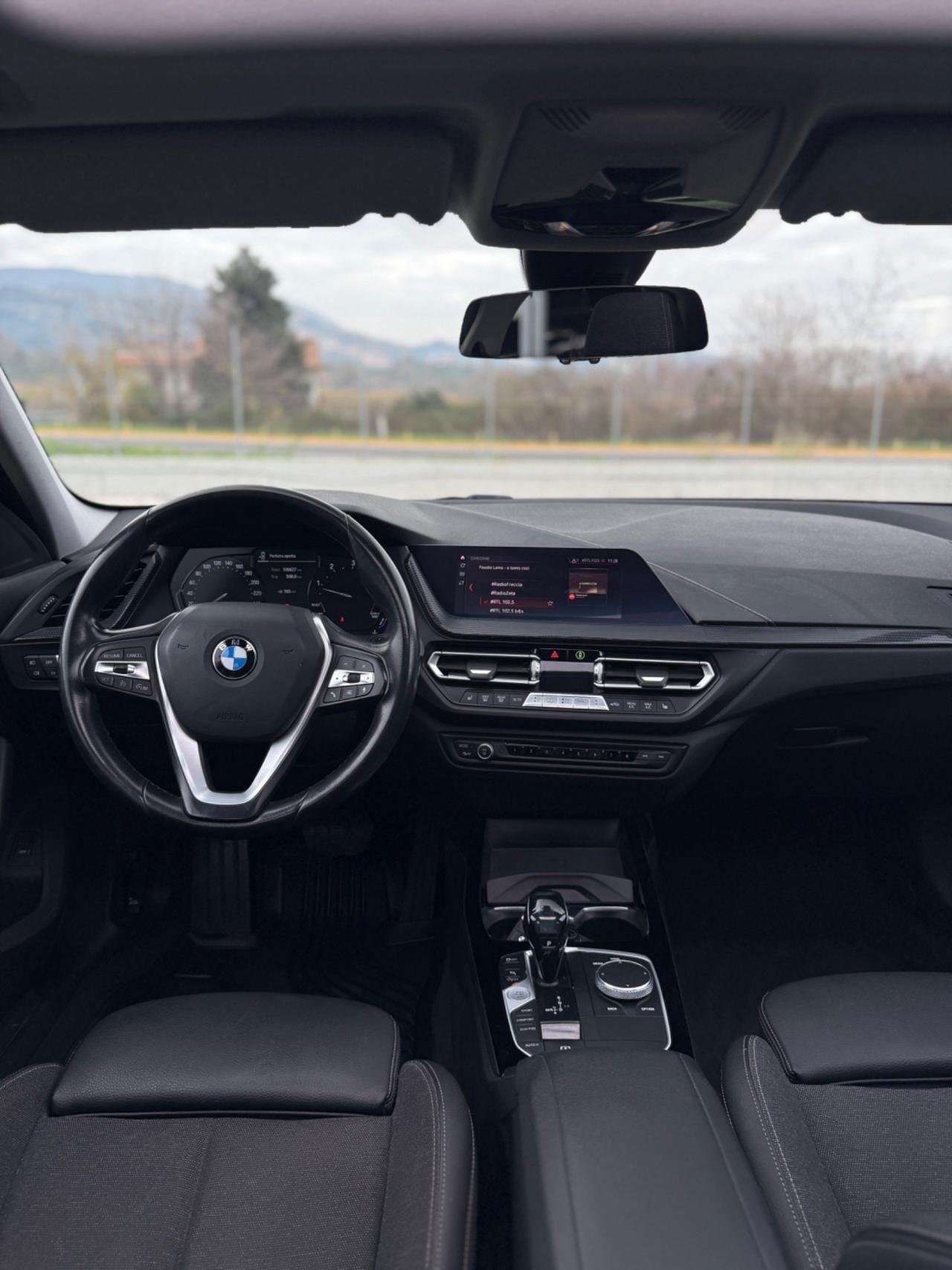 Bmw 118 118d 5p. Msport TETTO APRIBILE