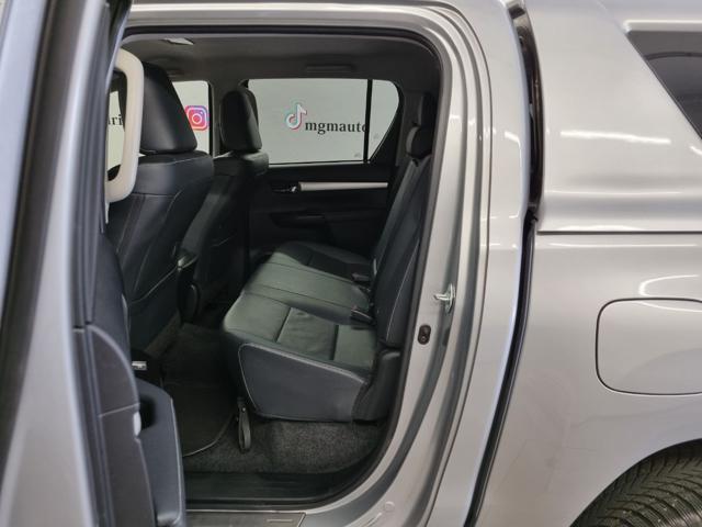 TOYOTA Hilux 2.8 D A/T 4WD 4 porte Double Cab