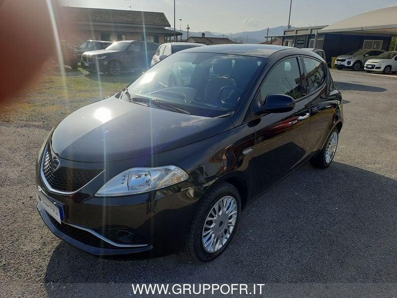 Lancia Ypsilon 1.2 69 CV 5 porte Gold