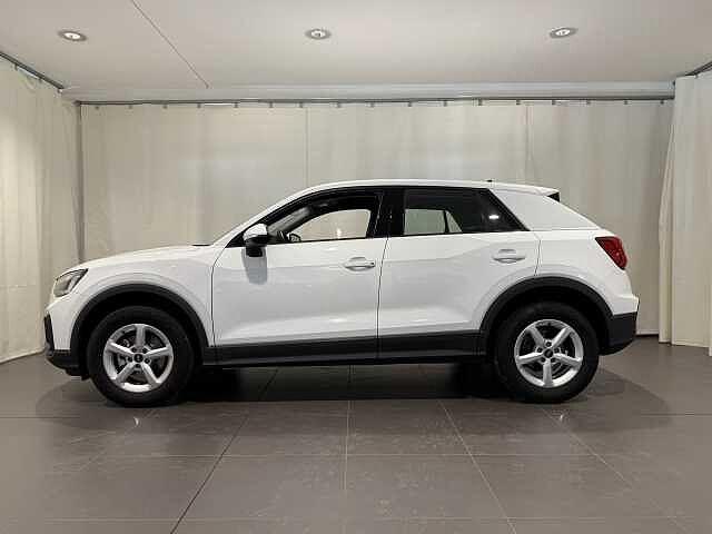Audi Q2 35 TFSI Business