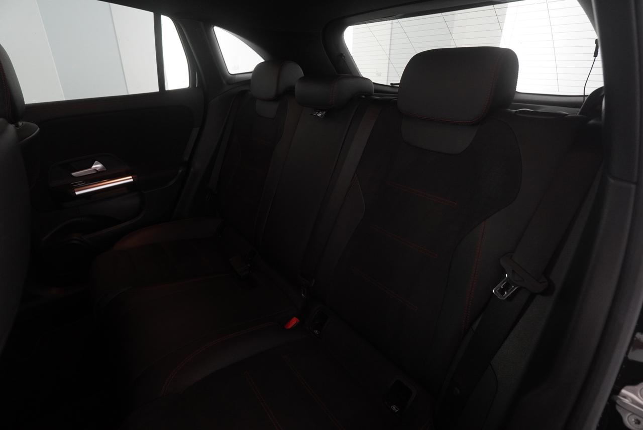 MERCEDES Classe GLA (H247) GLA 180 d Automatic Premium
