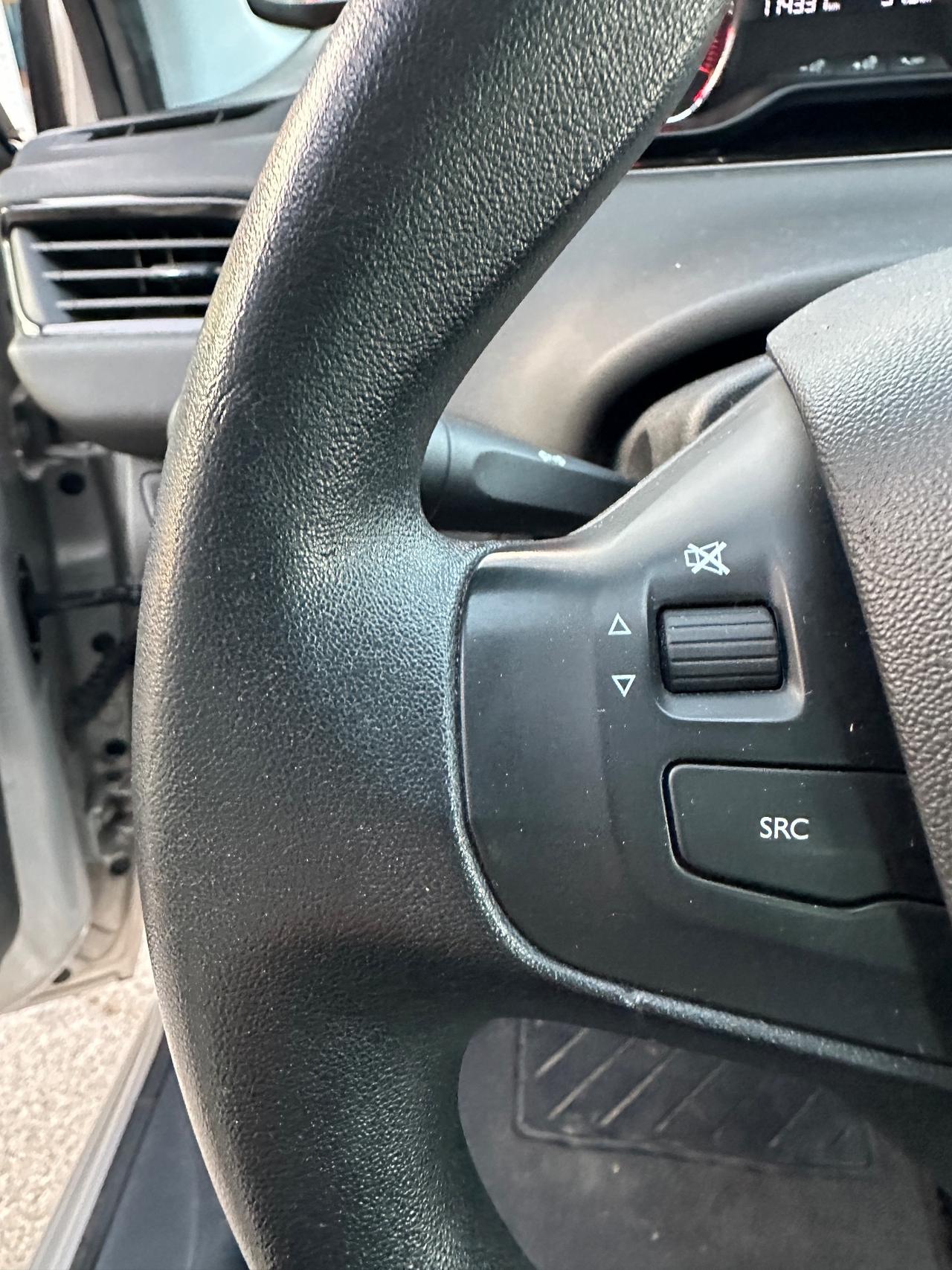 Peugeot 208 1.0 VTi 68 CV 5 porte solo 110mila km